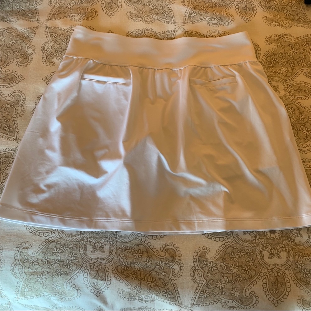 PUMA White Golf 🏌🏼‍♀️ Powershape Knit Skort SzXL